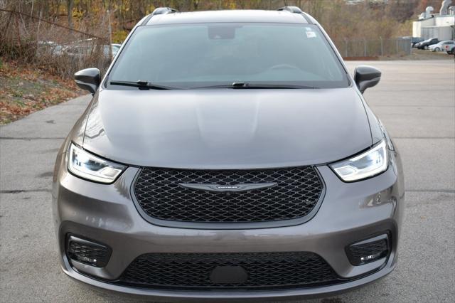 2021 chrysler pacifica touring-l