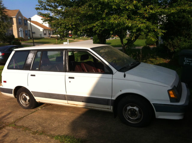 1989 dodge colt vista wagon 4-door 2.0l