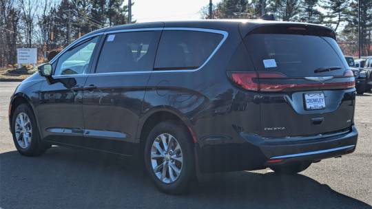 2025 Chrysler Pacifica