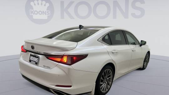 2024 Lexus se