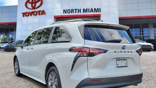 2022 toyota sienna
