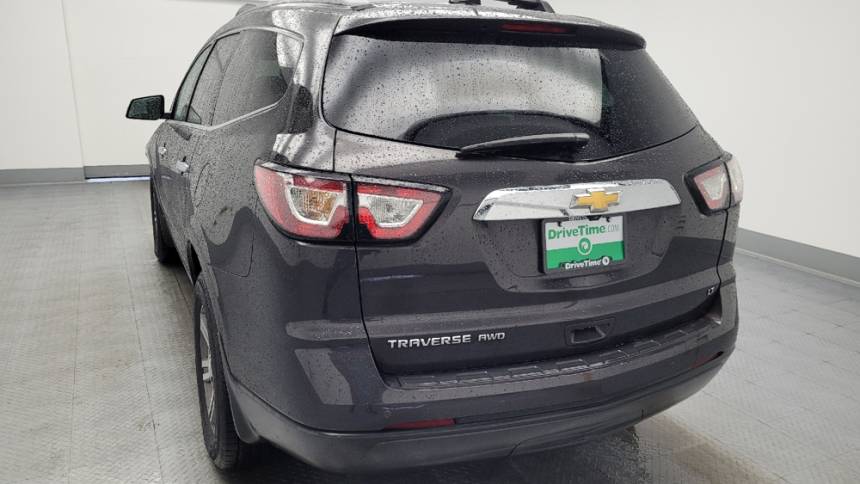 2017 chevrolet traverse lt