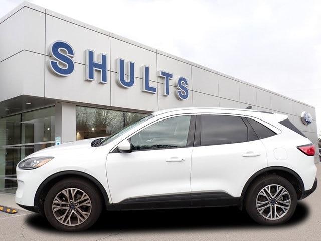 2022 ford escape sel