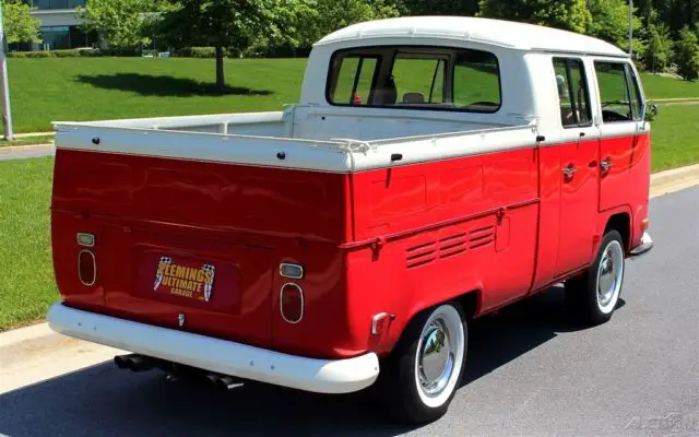 1971 volkswagen crew cab pickup, very rare parts delivery truck