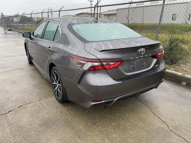 2023 toyota camry se