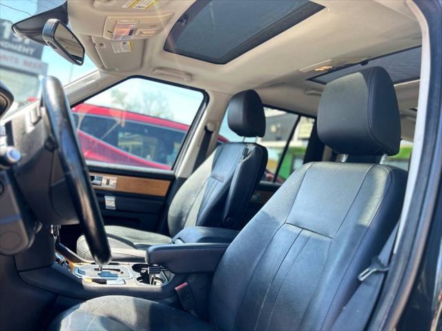 2013 land rover lr4 base