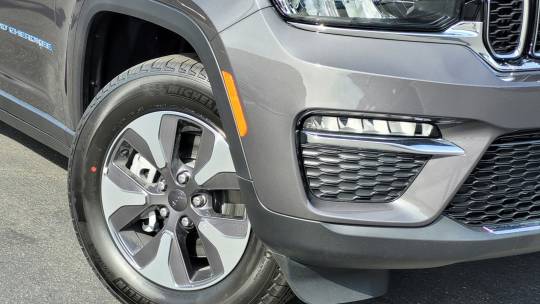 2022 Jeep Grand Cherokee