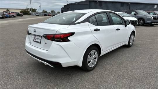 2024 Nissan Versa 1.6 s