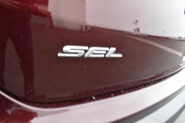 2022 ford edge sel