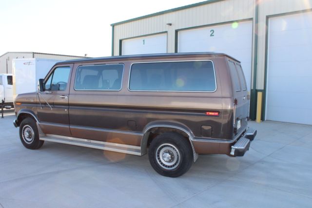 1989 ford econoline e-250 xlt