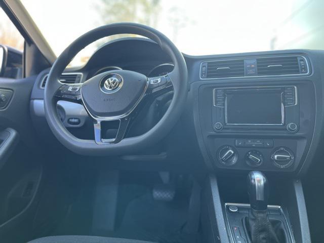 2016 volkswagen jetta 1.4t s