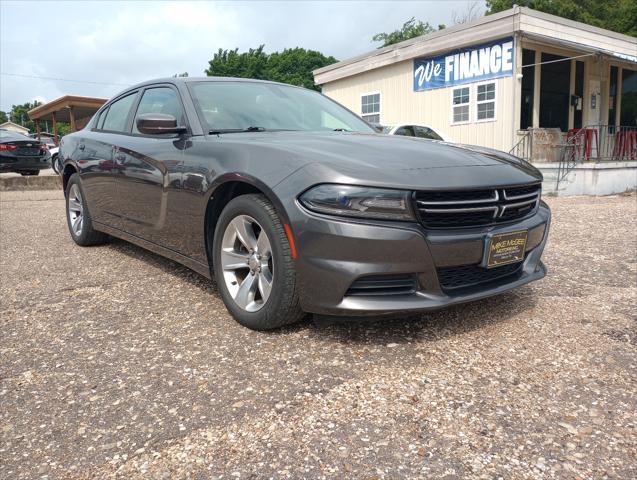 2015 dodge charger se