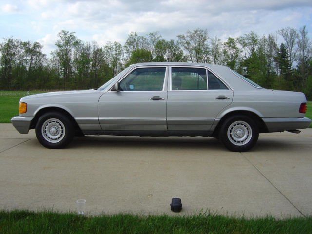 1984 mercedes 300sd sedan gorgeous straight car runs great!