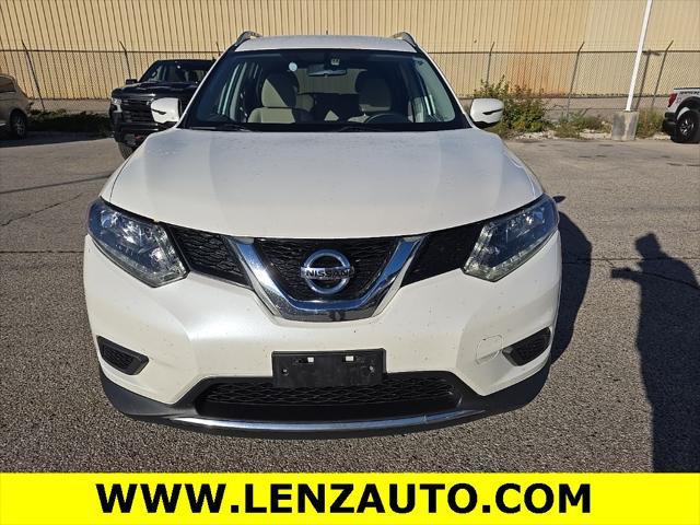 2016 nissan rogue sv