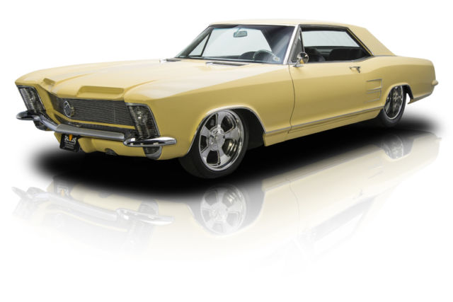 frame off built riviera 409 dual quad 590 hp v8 3 speed automatic shock wave a/c