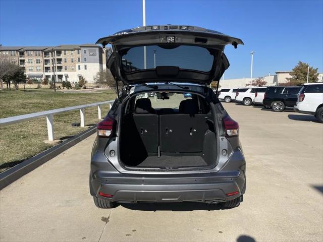 2022 nissan kicks sv