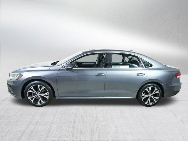 2022 volkswagen passat 2.0t se