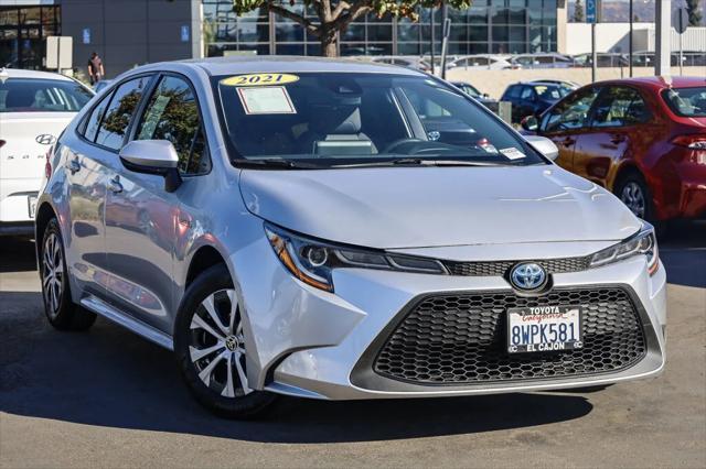 2021 toyota corolla hybrid le