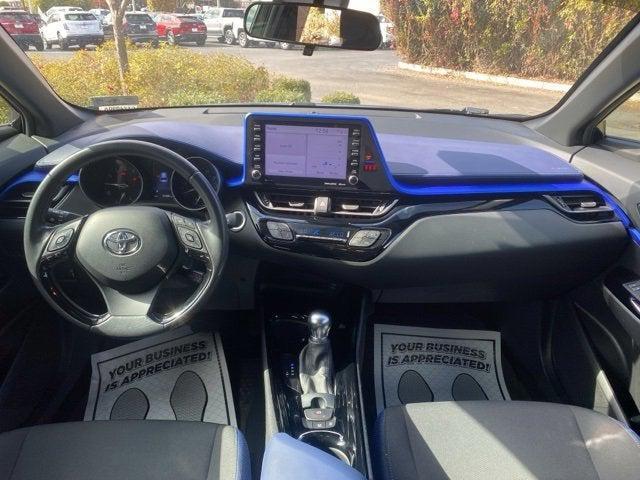 2021 toyota c-hr le