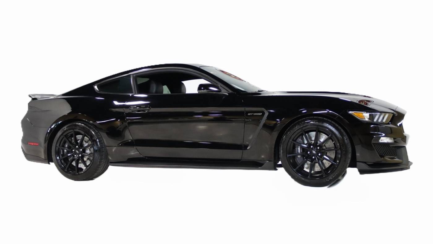 2018 ford mustang