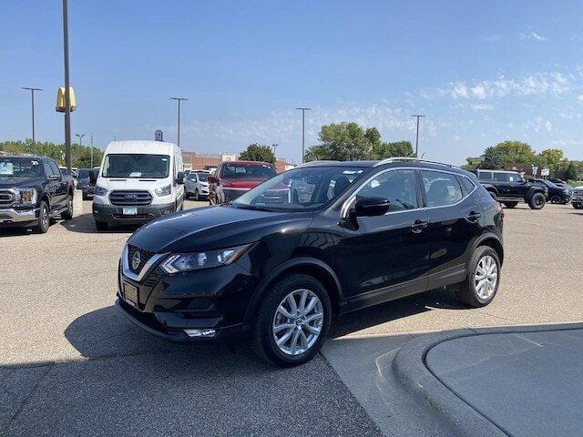2022 nissan rogue sport sv in jordan, minnesota
