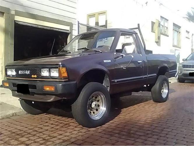 1985 nissan 720 in cadillac, michigan