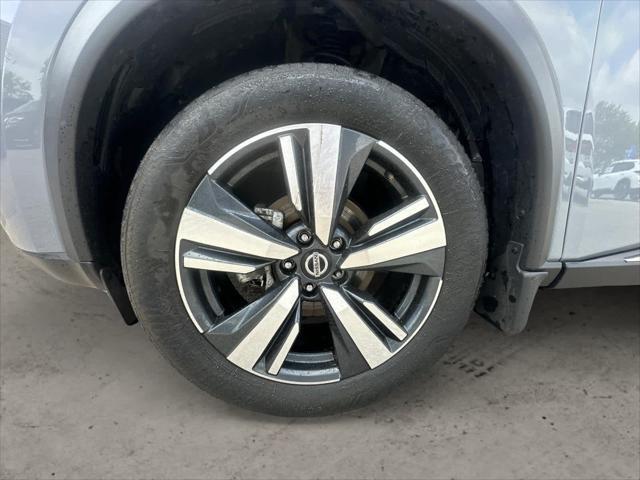 2021 nissan rogue sl