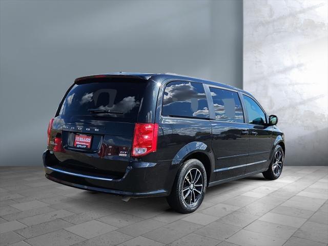 2017 dodge grand caravan gt