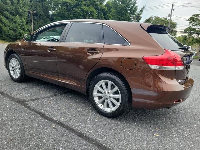 2010 toyota venza base (a6)