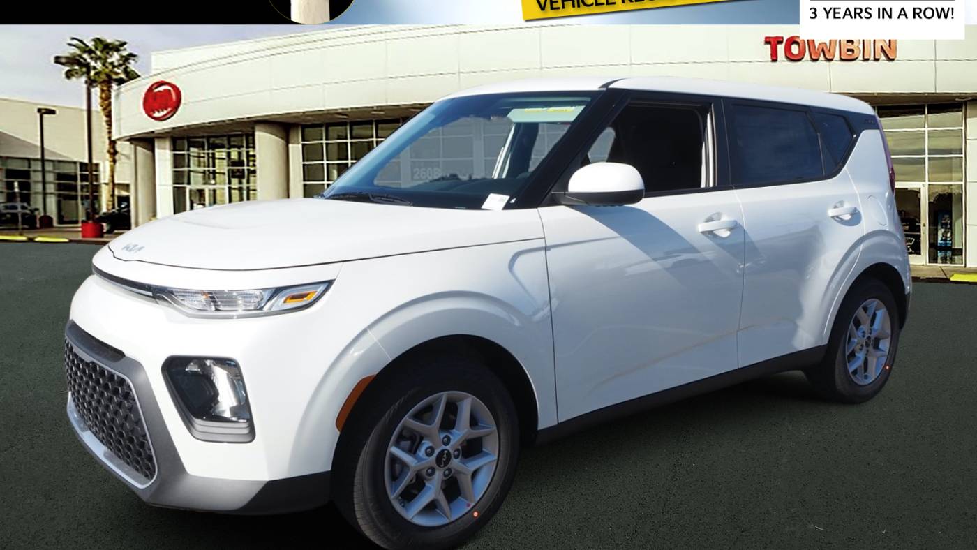 2022 kia soul lx