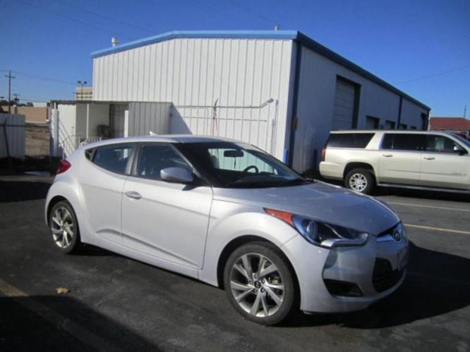 2016 hyundai veloster base 3dr coupe 6m w/black seats for sale in fort smith, arkansas