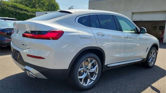 2025 BMW X4