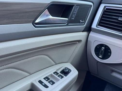 2021 volkswagen atlas 2.0t sel premium in green oaks, illinois
