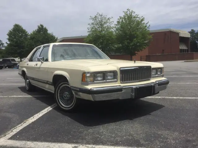 1989 mercury grand marquis 36k miles collectors car mint condition no reserve!