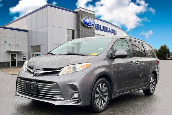 2018 toyota sienna in secaucus, new jersey
