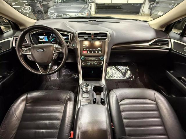 2018 ford fusion se