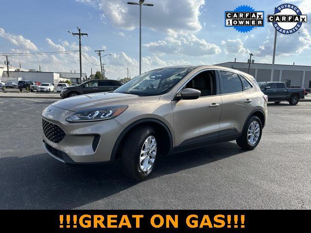 2020 ford escape se