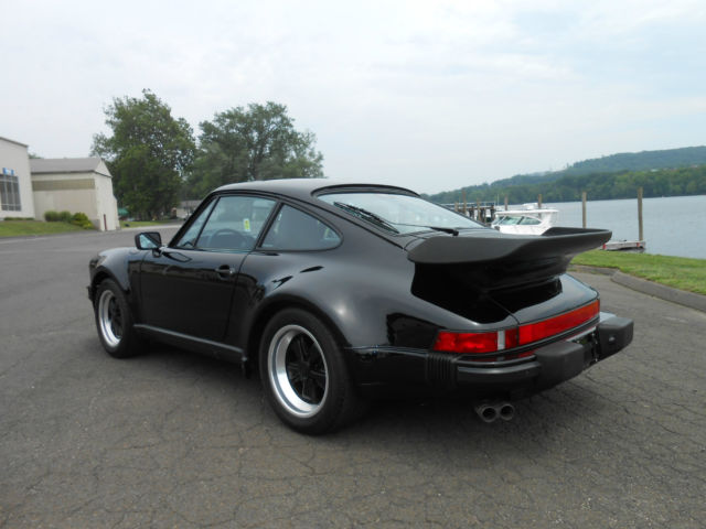 1988 porsche 930 turbo 12,000 original miles, 100% stock, just serviced