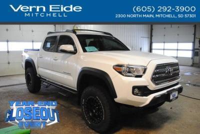 2017 toyota tacoma trd sport 4x4 trd sport 4dr double cab 5.0 ft sb 6m for sale in betts, south dakota