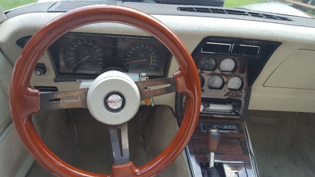 78 corvette silver anniversary special