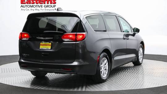 2022 Chrysler Voyager