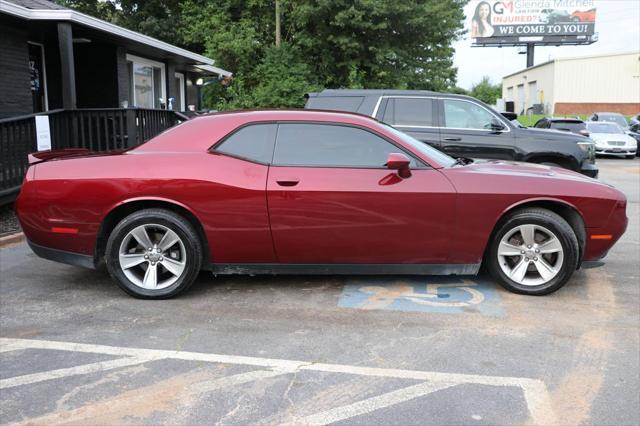 2019 dodge challenger sxt