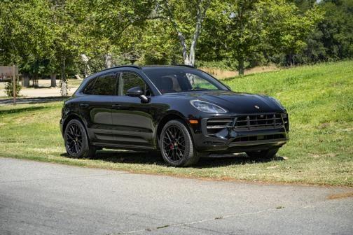 2020 porsche macan
