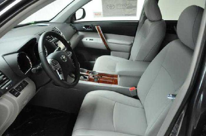 2013 toyota highlander limited in harrisonburg, va