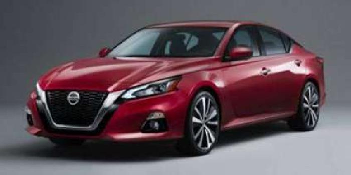 2019 nissan altima 2.5 platinum in greenville, sc