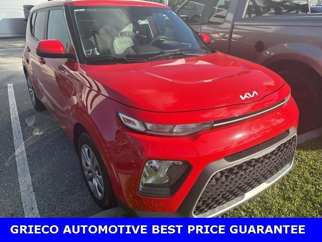 2022 kia soul lx