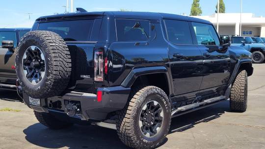 2024 GMC Hummer EV