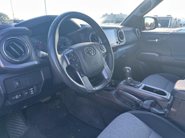 2022 toyota tacoma trd sport