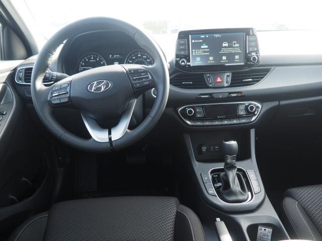 2018 hyundai elantra gt base 4dr hatchback 6a for sale in middletown, rhode island