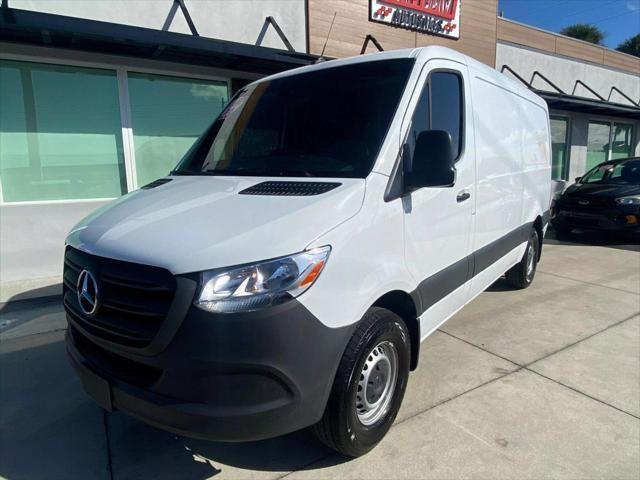 2023 mercedes-benz sprinter 2500 standard roof w/144 wb van 3d